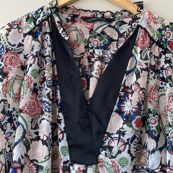 Zara Basic Floral Sheer Tunic Blouse - Picture 3 of 7